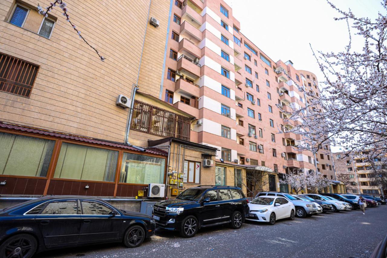 Stay Inn Apartments At Yekmalyan Street Erevan Exterior foto